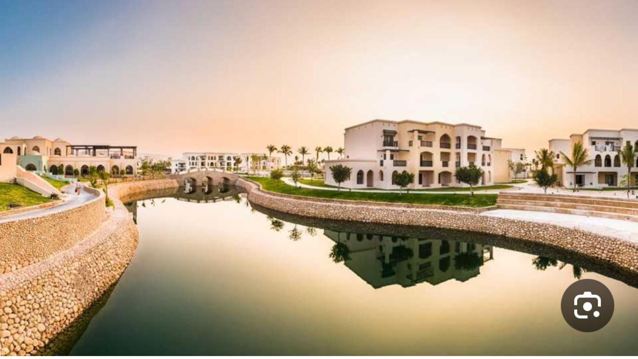 Villa Flh Khash VI Mntja Hoana Mtlh Ala Albrk Oalhdaek Ma'murah Exterior foto