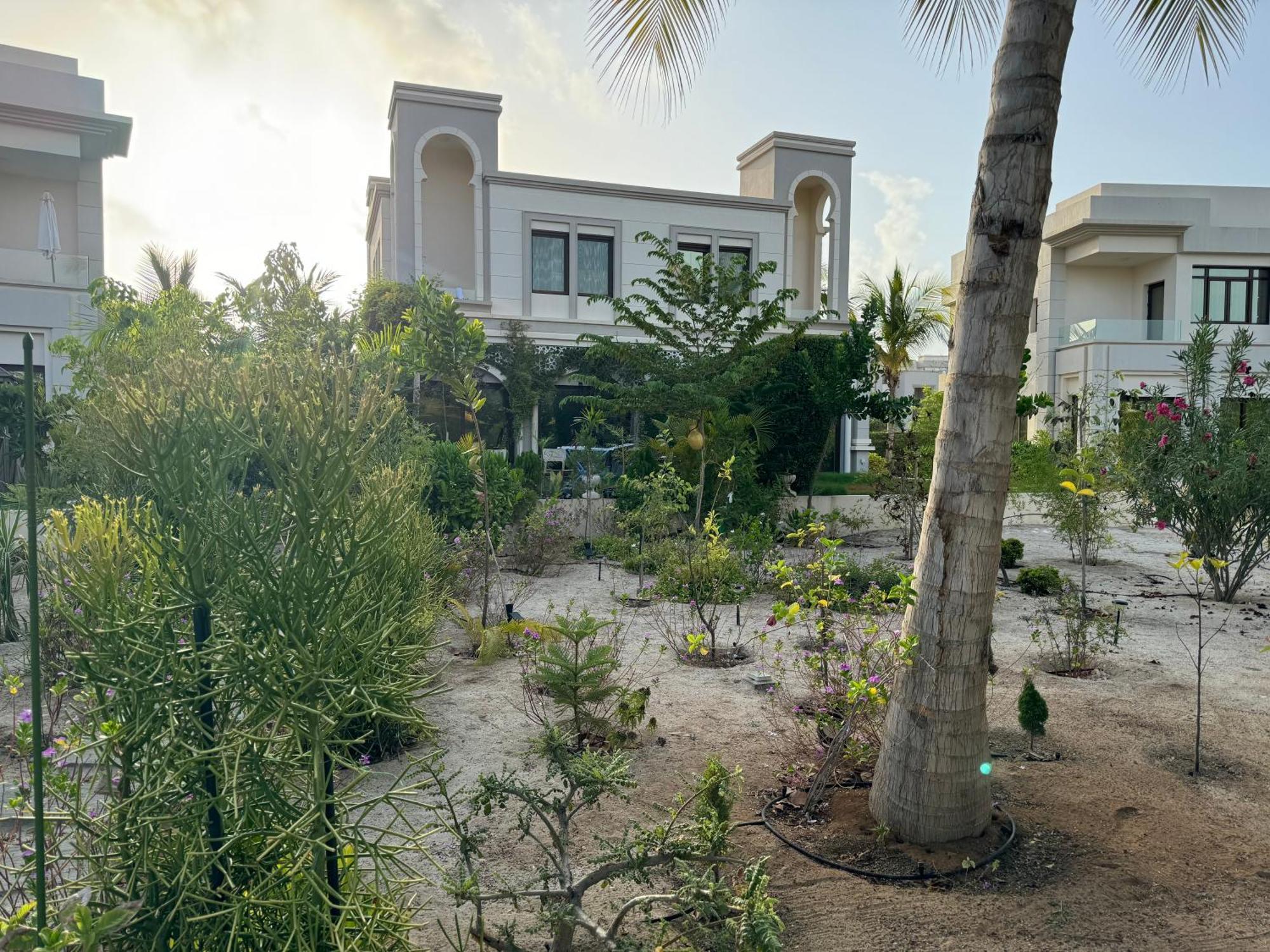 Villa Flh Khash VI Mntja Hoana Mtlh Ala Albrk Oalhdaek Ma'murah Exterior foto